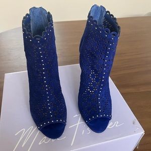Blue Suede bootie/sandal 7M